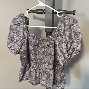 J Crew Liberty puff sleeve top with ruched detail. Size 2X.